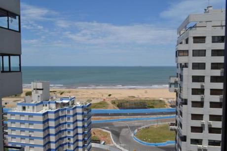 Apartamentos En Playa Brava: Ipd6550a
