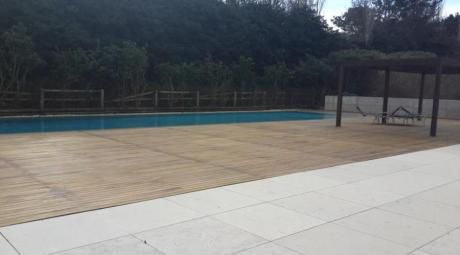 Apartamentos En Playa Brava: Ipd7644a