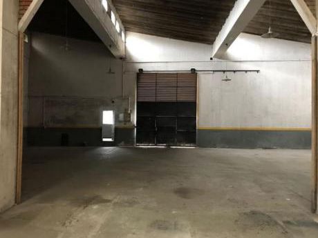 Locales Comerciales En Aigua
