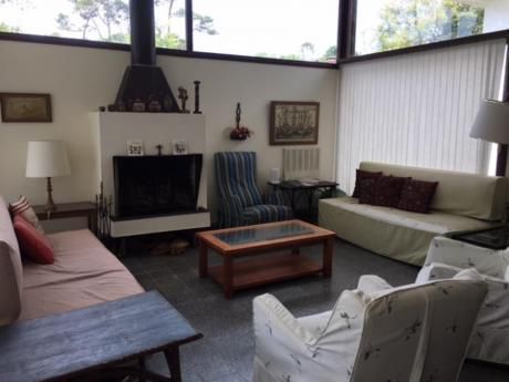 Casas En Playa Mansa: Ipd8148c