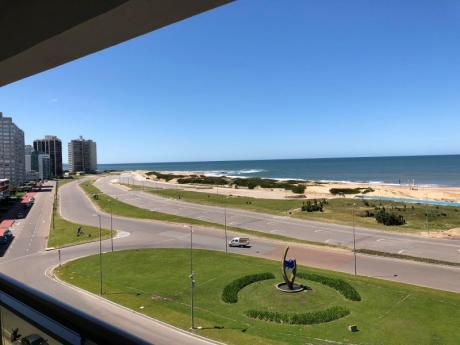 Expectacular Departamento En Playa Brava