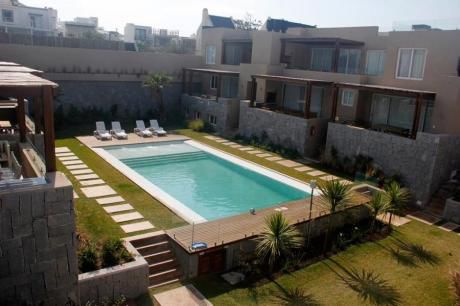 Apartamentos En Montoya