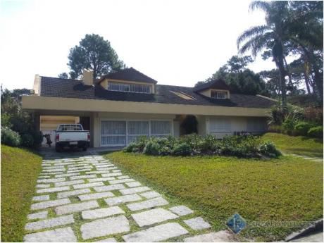 Casas En Playa Mansa