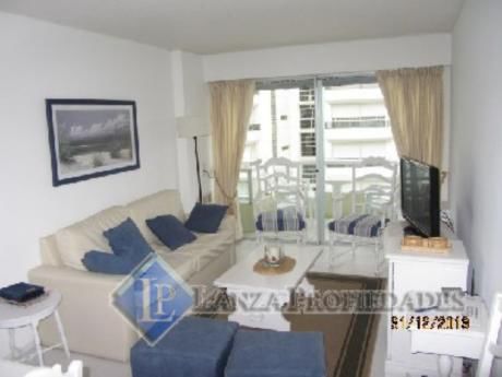 Apartamentos En Playa Brava