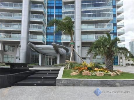Apartamentos En Playa Mansa
