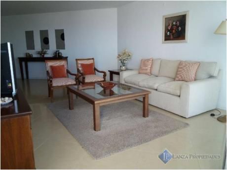 Apartamentos En Playa Brava