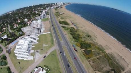 Apartamentos En Playa Mansa