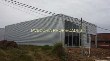 Locales Comerciales En Aigua
