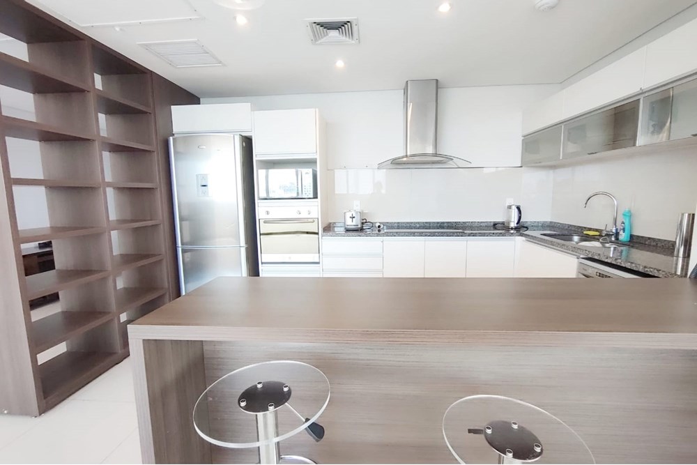 Departamento-Alquiler-Avda Boggiani c/ Ceferino VegA, Villa Morra, Asunción — foto 2