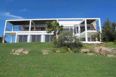 Casa En Punta Ballena - Ref: Pb583