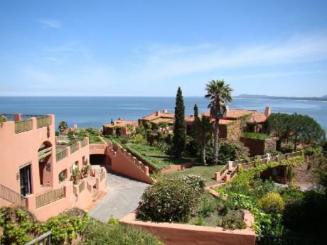 Departamento En Punta Ballena - Ref: Pb963