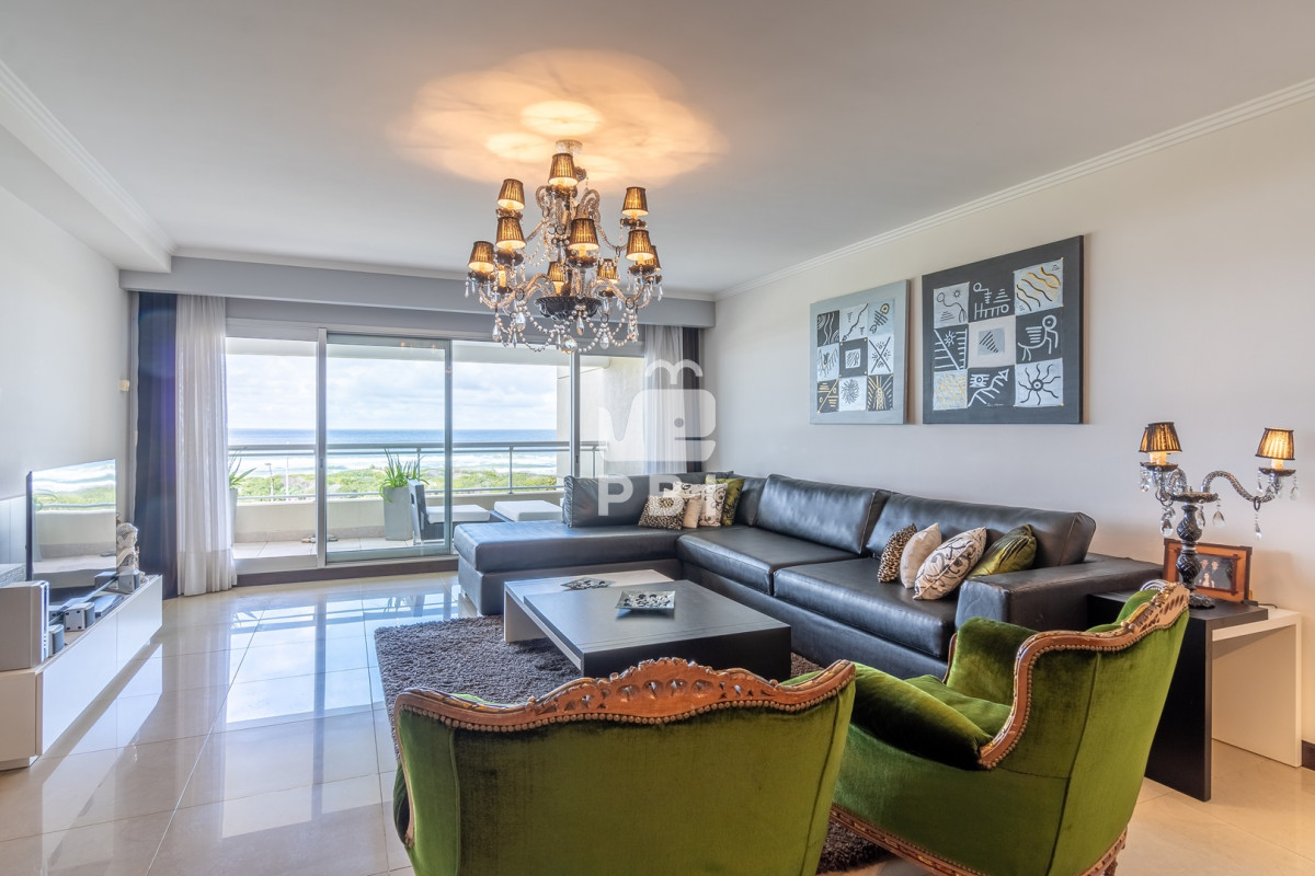 Apartamento en venta en Playa Brava