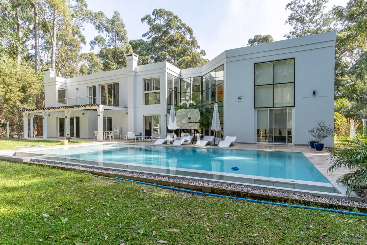 Casa en venta en Punta Ballena
