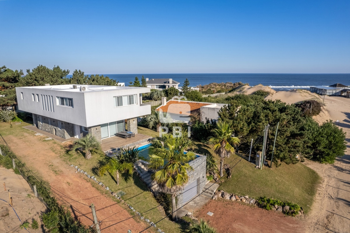 Casa de 3 dormitorios a pasos de la playa