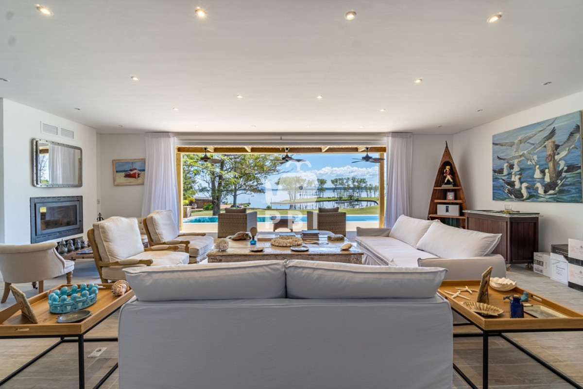 Casa en venta en Laguna del Sauce
