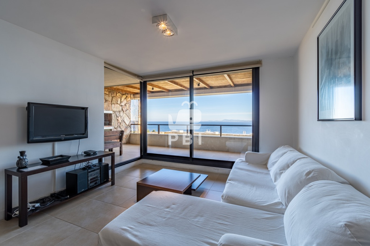 Apartamento en venta en Punta Ballena