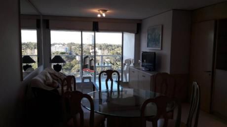 Apartamentos En Playa Mansa