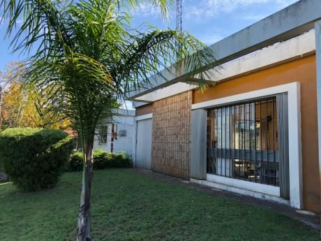 Casa En Venta 4 Dormitorios