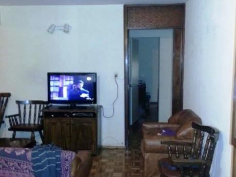 Apartamento En Venta 4 Dormitorios
