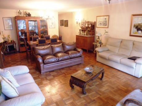 Apartamento En Venta 3 Dormitorios