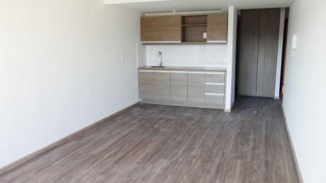 Venta Monoambiente Pocitos A Estrenar Amplio
