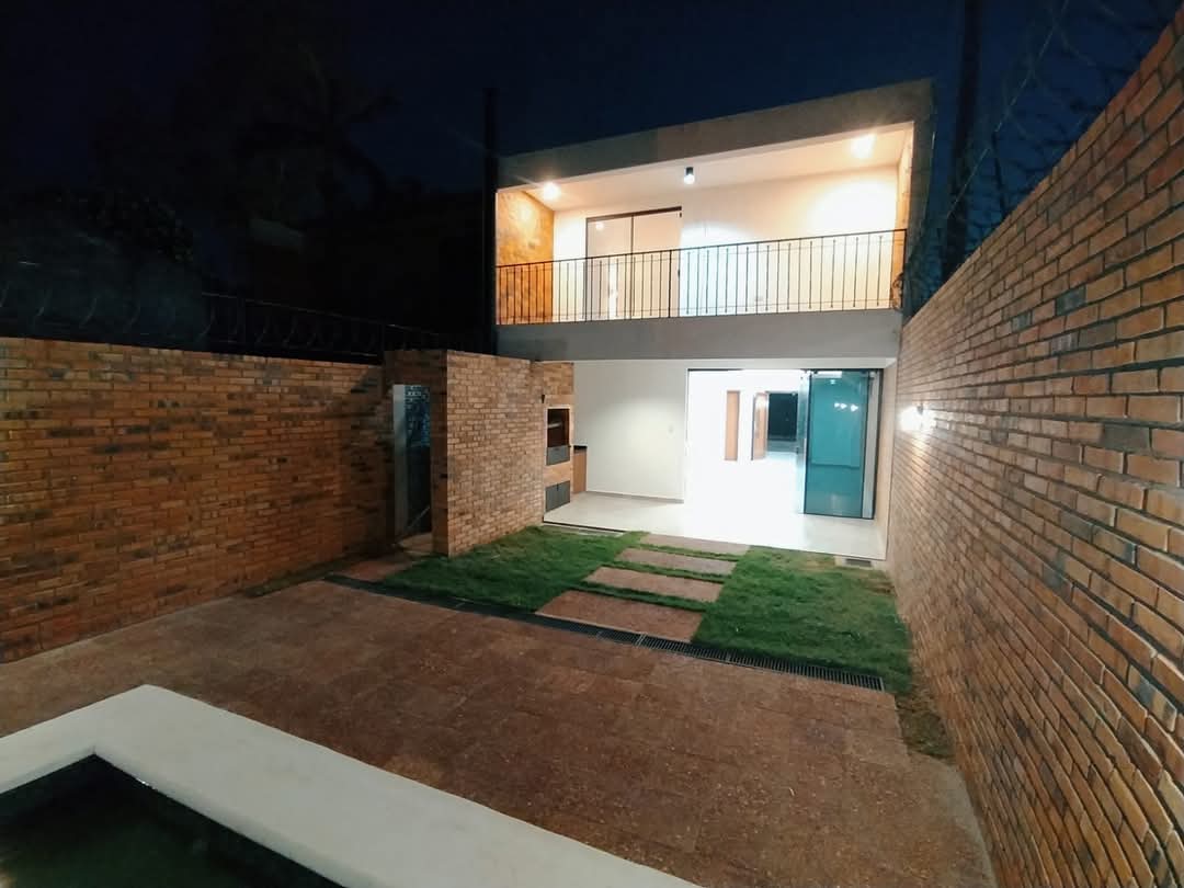 DUPLEX A ESTRENAR EN MRA — foto 3