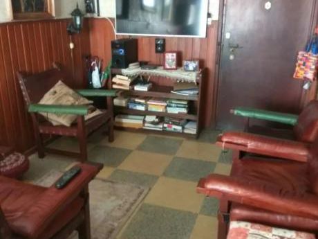 Oportunidad, Sobre Avenida Rivera, 2do Piso Por Escalera, Si Banco!!!