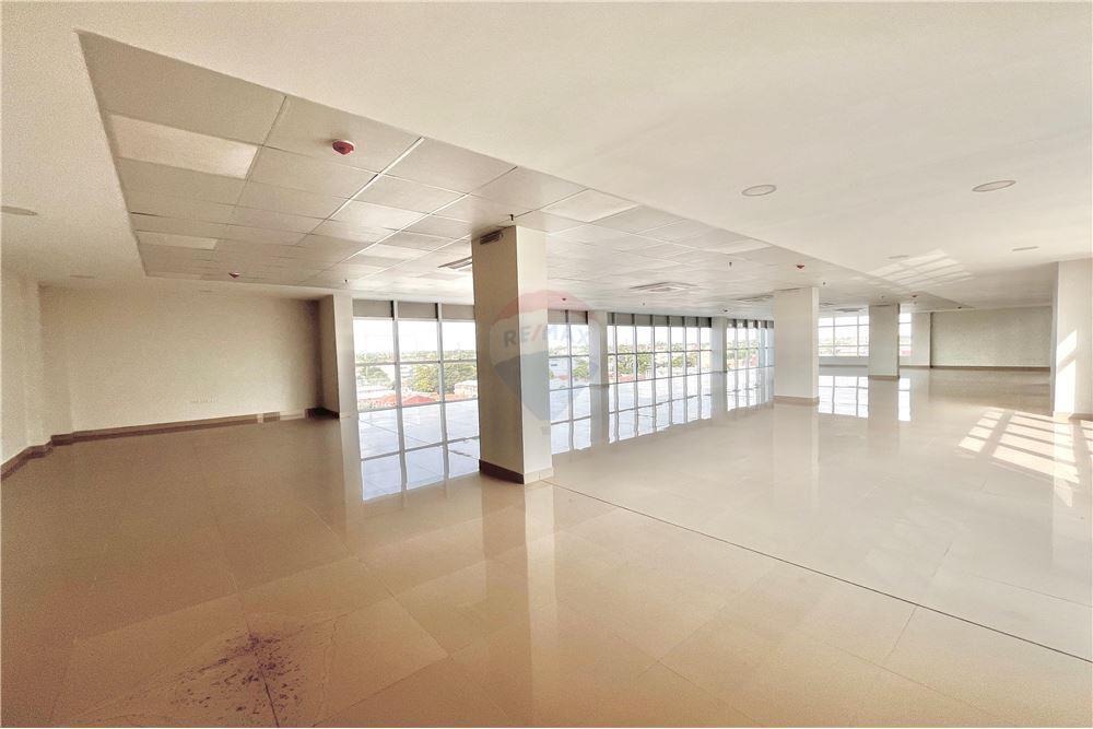 Oficina Corporativa en Edificio Alta Vista — foto 2