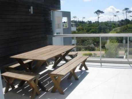 Apartamentos En Playa Brava: Cte12317a