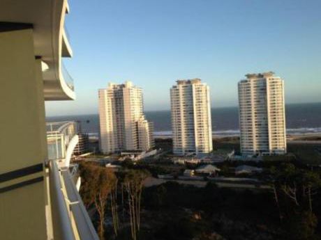 Apartamentos En Playa Brava