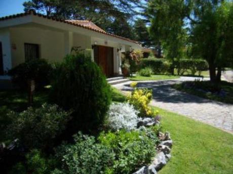Casas En Playa Mansa: Cte3211c