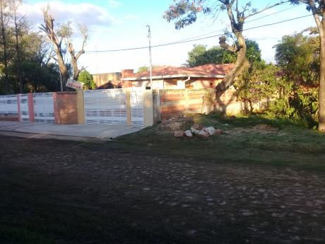 Vendo Casa A Estrenar A 5 Cuadras De La Iglesia Zona Mariano Roque Alonso