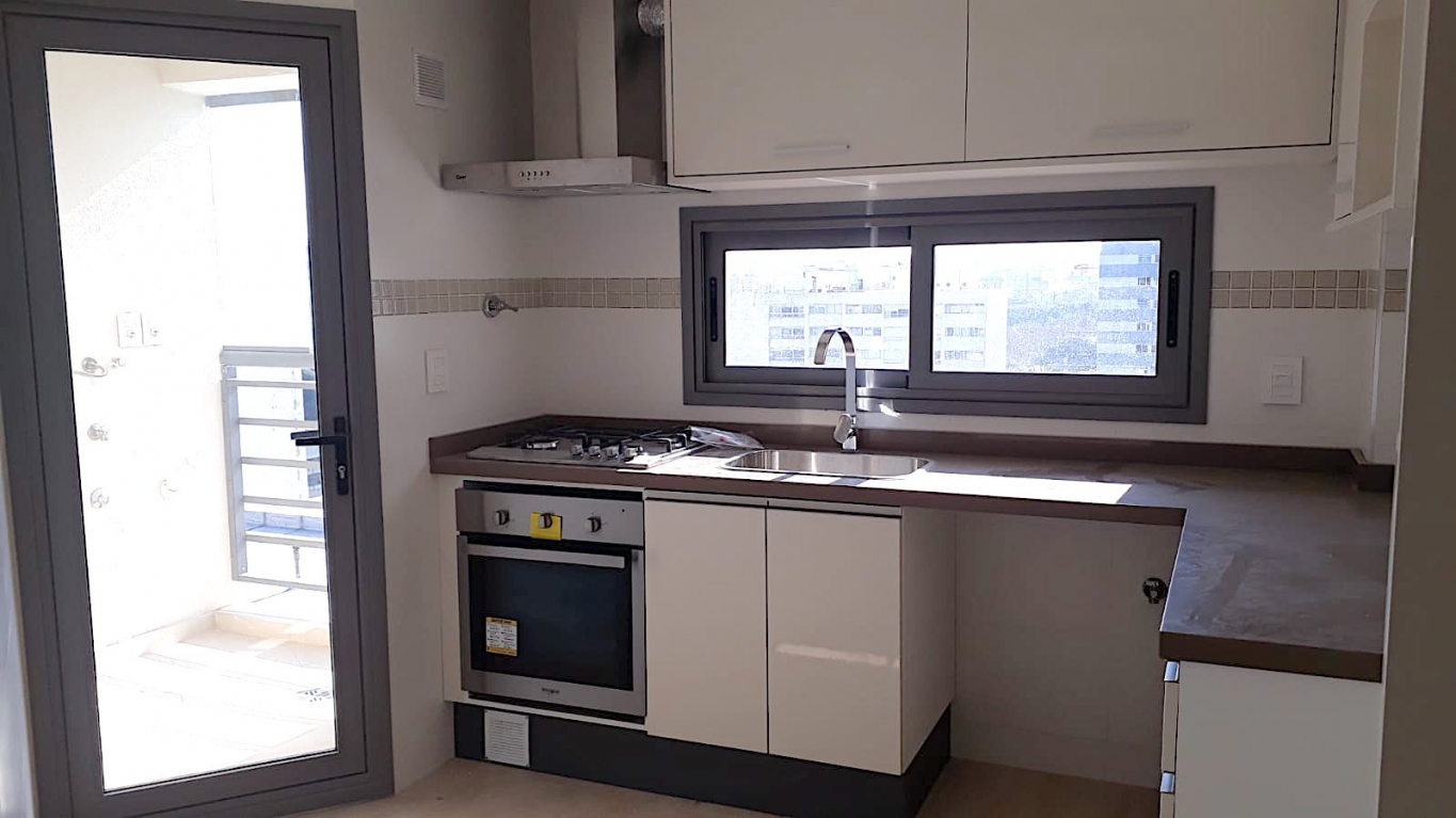 Apartamento de categoría frente al Golf | 2 dormitorios en suite | Amplias terrazas | Garage opciona · Foto 12