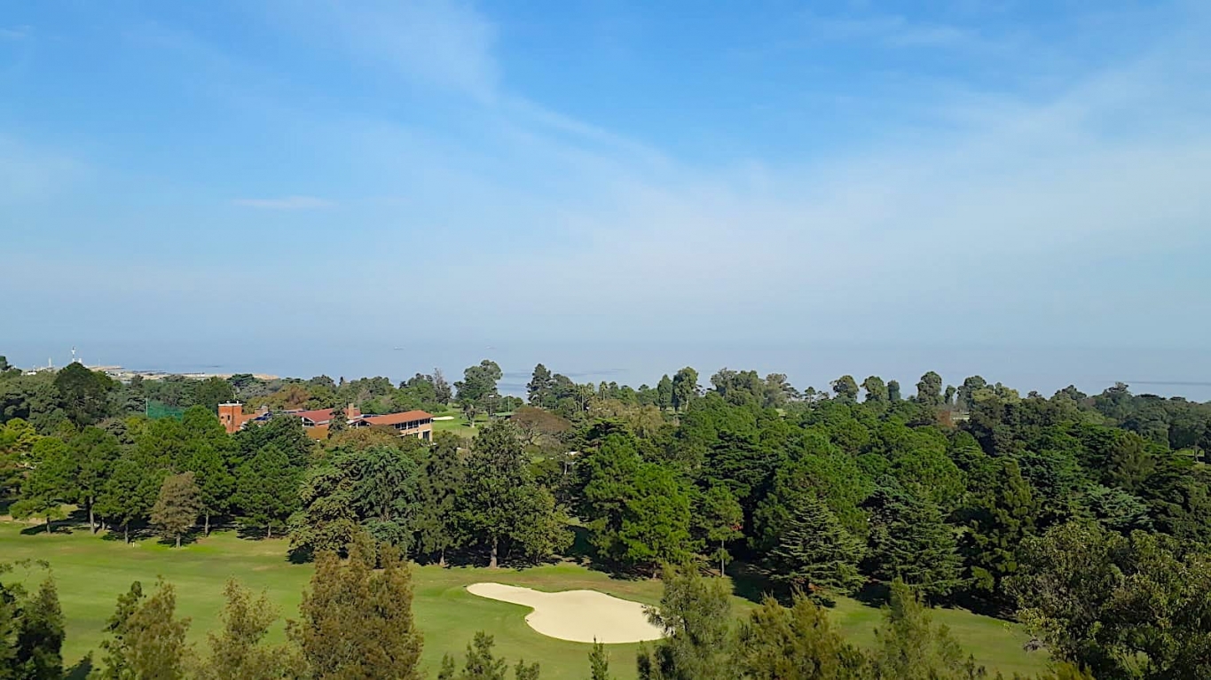 Apartamento de categoría frente al Golf | 2 dormitorios en suite | Amplias terrazas | Garage opciona · Foto 5