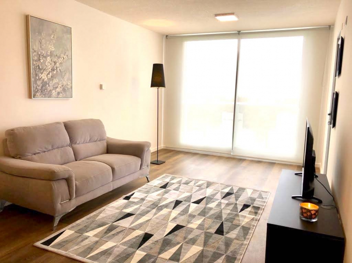 OPORTUNIDAD  FRENTE AL PARQUE, PROX. TRES CRUCES!!! CON AMENITIES!!!