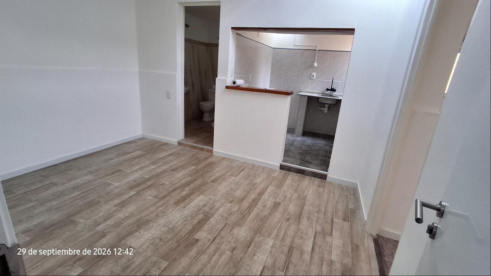 ALQUILE YA  3 DORMITORIOS COCINA CON ESTAR HIPER LUMINOSO Y TODO A NUEVO, $25.500 SIN GASTOS COMUNES · Foto 12