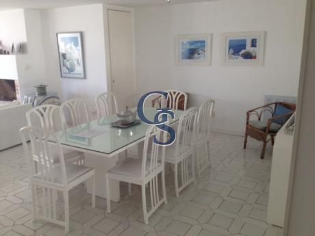 Peninsula, Punta Del Este, 4 Dormitorios.