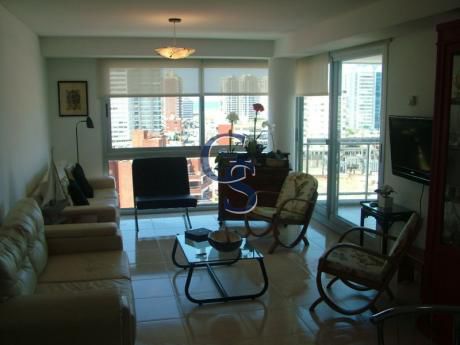 Apartamento En Torre Del Mar, Aidy Grill, Punta Del Este, 3 Dormitorios.