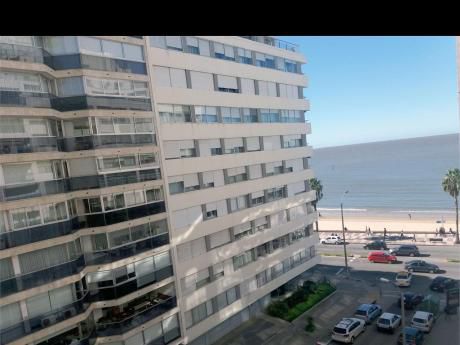 A 50 Metros De Rambla, Entrega Inmediata
