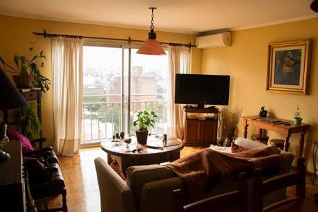 Precioso Piso Alto Con Vista Rodeado De Servicios.