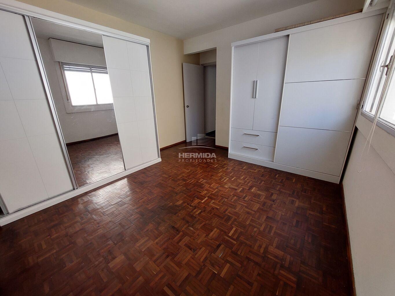 Alquiler apartamento muy amplio Colonia y German Barbato · Foto 8