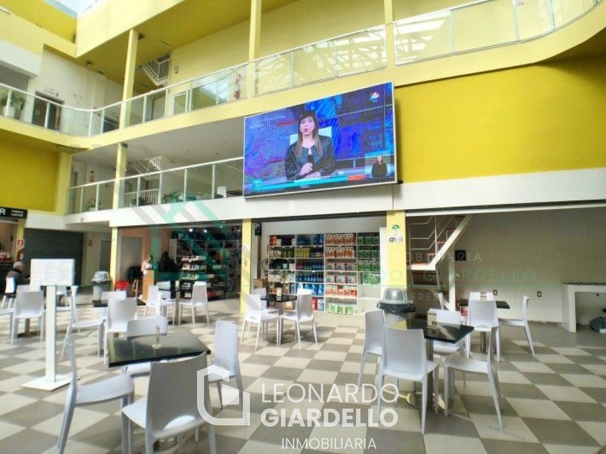 Montevideo - Locales comerciales en Paseo de compras REUS · Foto 2