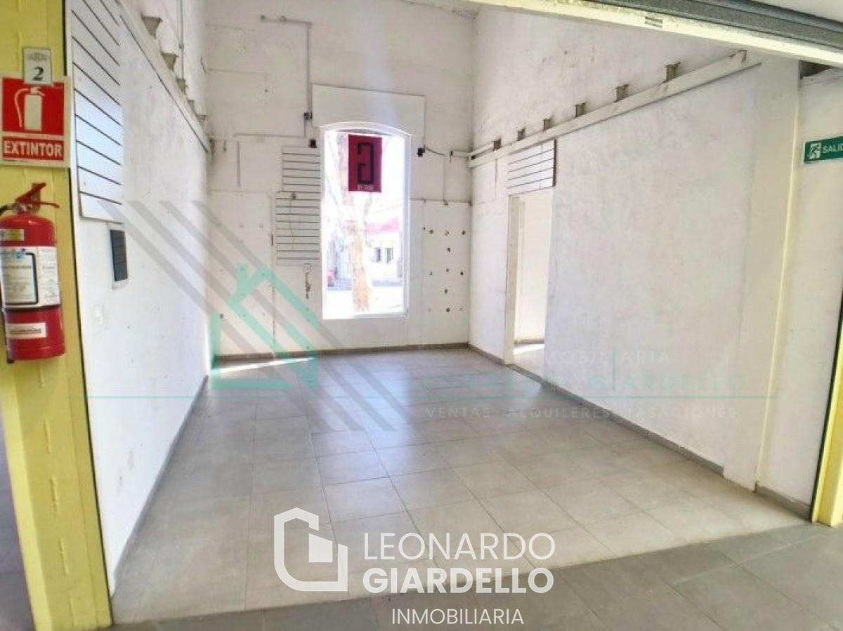 Montevideo - Locales comerciales en Paseo de compras REUS · Foto 7
