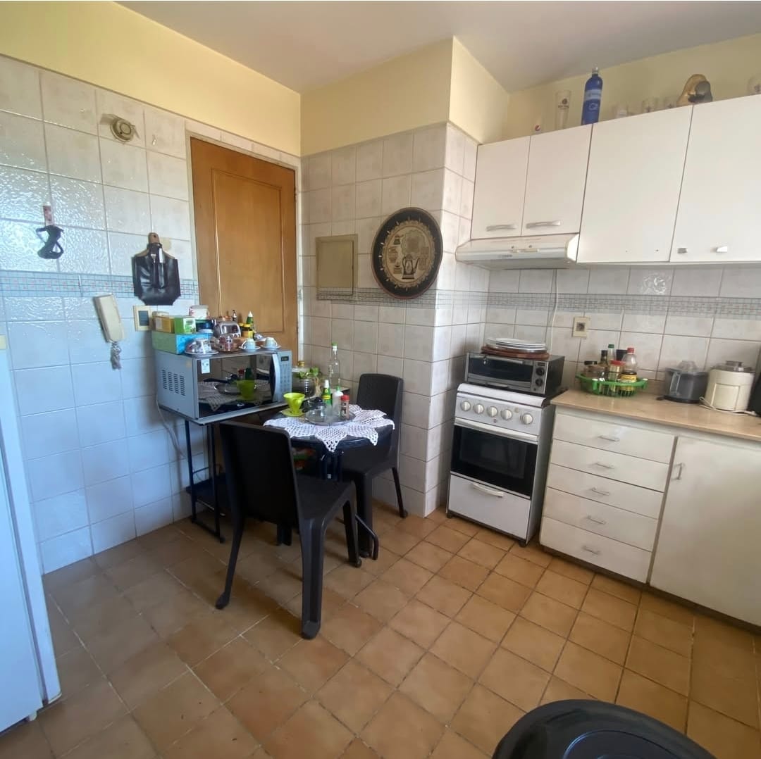 Vendo Departamento de 2 dormitorios 79.38 m2 zona Colegio Xto Rey. — foto 3
