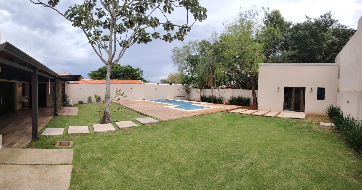 VENDO HERMOSA RESIDENCIA EN LA CIUDAD DE SAN BERNARDINO. — foto 2