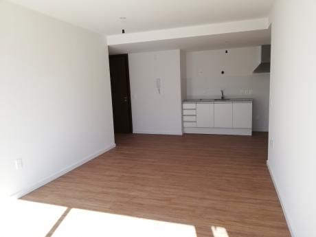 Venta De Apartamento 2 Dormitorios En Parque Batlle