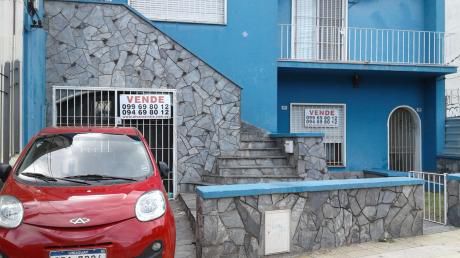 Oferta: Todo En Planta Baja. Estufa Leña Y Parrillero. Garage