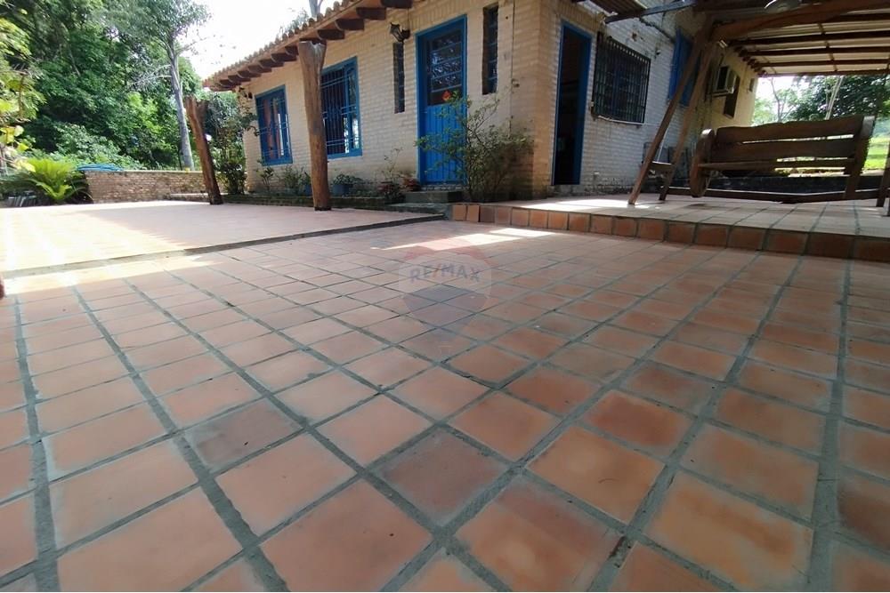 VENDO CASA QUINTA EN ATYRA — foto 2