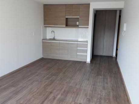 Alquiler Amplio Monoambiente 26 De Marzo 1 Mes De Alquiler Gratis