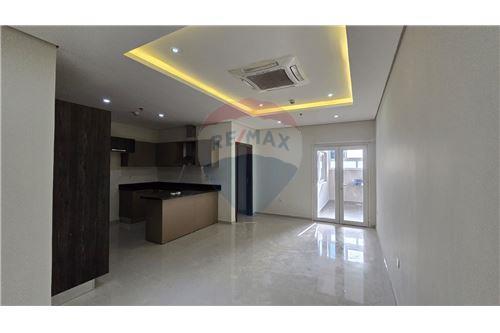 DEPARTAMENTO EDIF. SANTORINI - ALQUILER VILLA AURELIA — foto 2